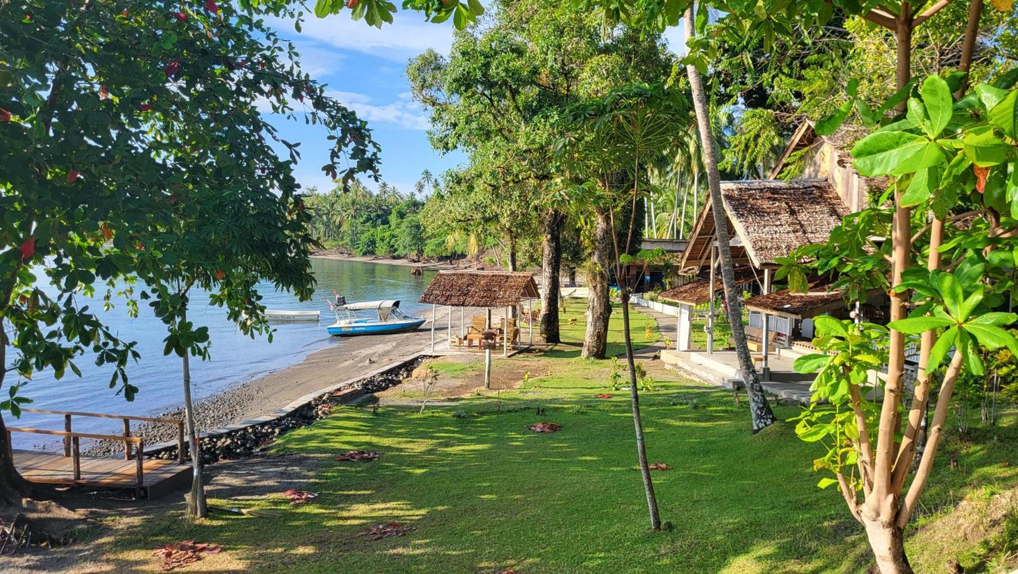 Pulau Unauna Pristine Paradise Dive Resort - Togean Islands, Una Una מראה חיצוני תמונה